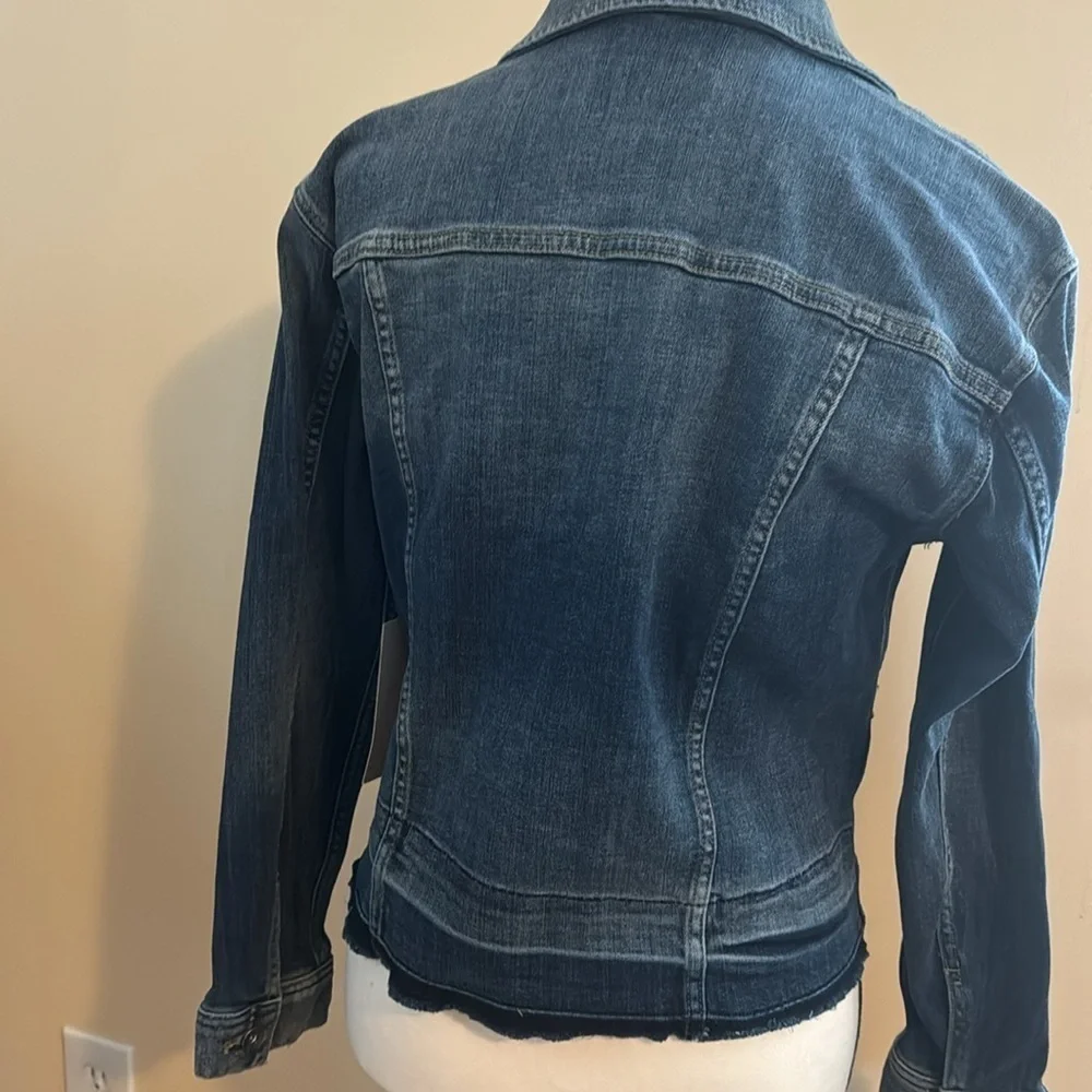 Vince camuto women’s jeans jacket raw hem button‎ up NWT size small